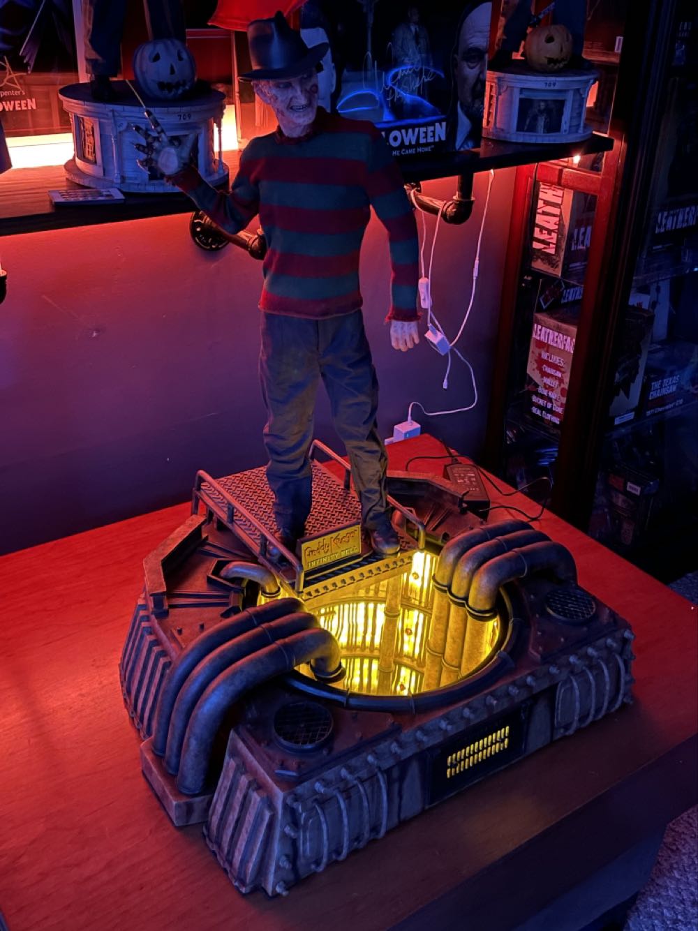 1:3 ECC: A Nighhmare On Elm Street Freddy Krueger Infinity Hell - Elite Creature Collectables (A Nightmare On Elm Street) action figure collectible - Main Image 2