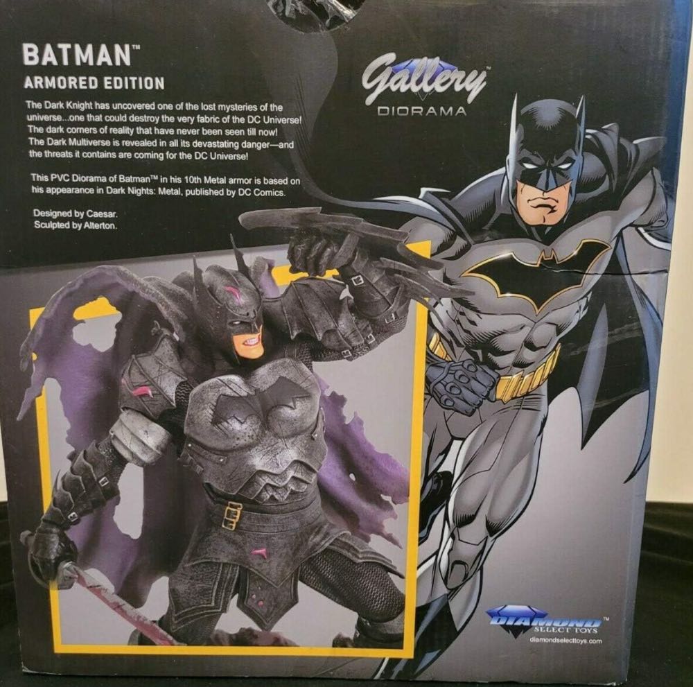 Batman Armored Edition - Diamond Select Toys (DC Gallery) action figure collectible [Barcode 699788833308] - Main Image 4