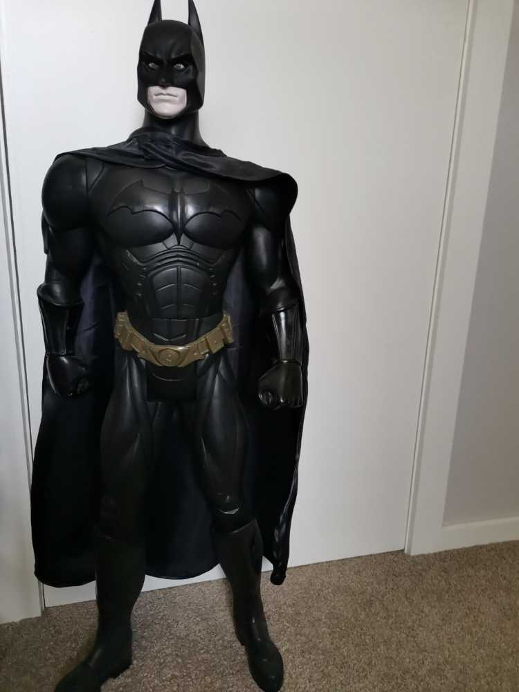 Batman begins ultimate size 1 meter tall mattel


  action figure collectible [Barcode 671803305922] - Main Image 3