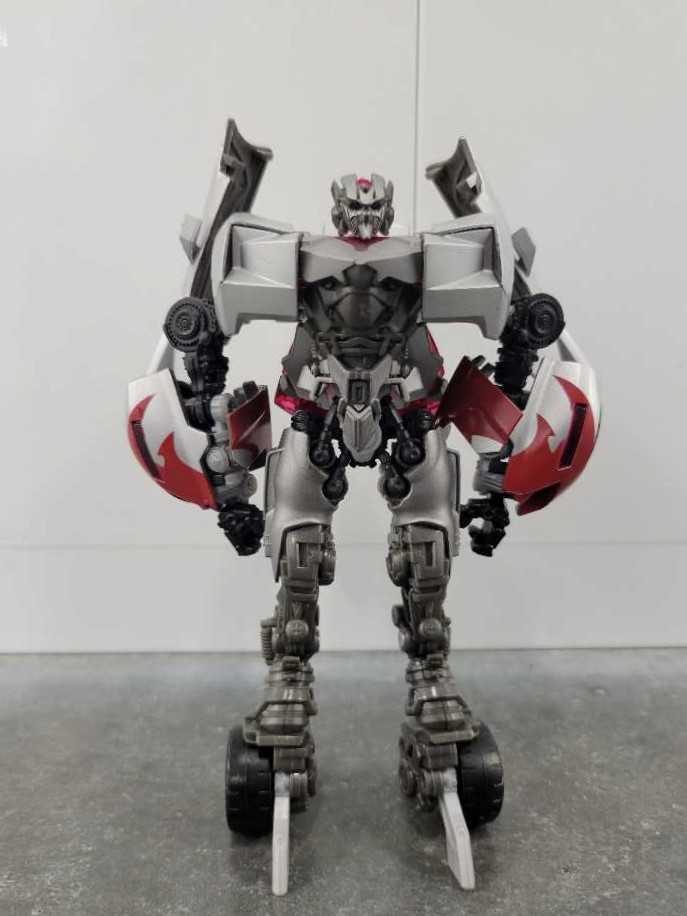 Sideswipe Sidearm Missing Guns - Hasbro (Hunt For The Decepticons) action figure collectible - Main Image 2