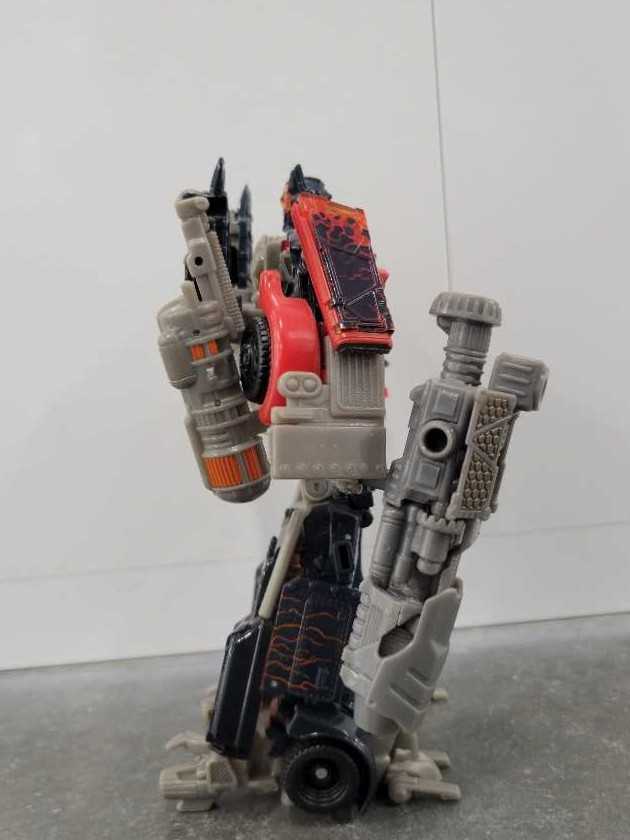 Optimus Prime Fireburst  - Hasbro (Dark Of The Moon) action figure collectible - Main Image 3