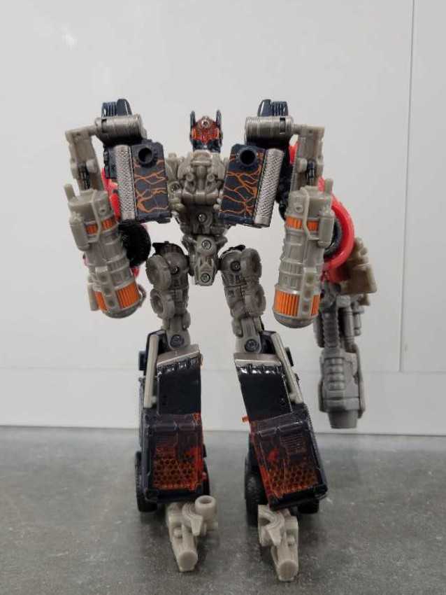 Optimus Prime Fireburst  - Hasbro (Dark Of The Moon) action figure collectible - Main Image 4