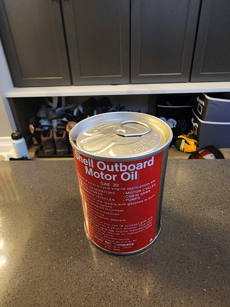 Shell Outboard Sae 30 8 Oz (Full Can) (196)  action figure collectible - Main Image 2