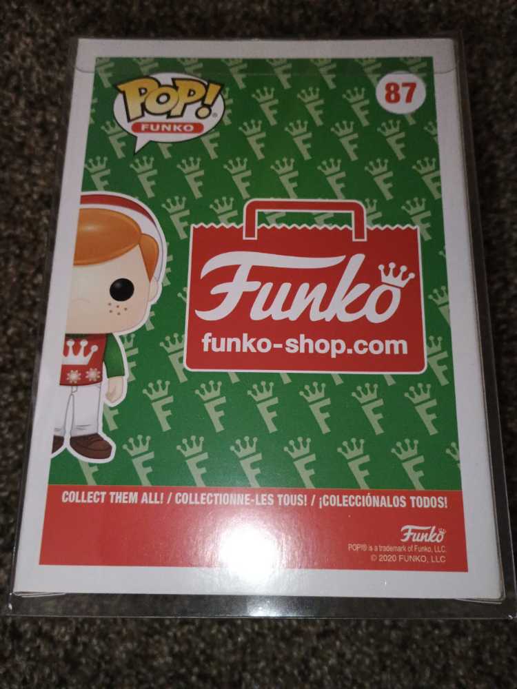 Freddy Funko: Freddy Funko With Santa Hat #87 - Funko (Freddy Funko) action figure collectible [Barcode 889698559096] - Main Image 2