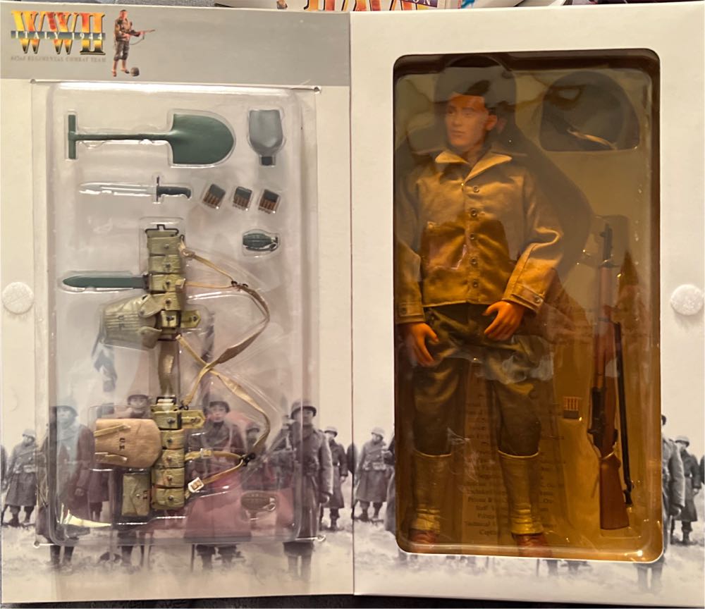 New Generation WWII 442nd Regimental Combat Team Exclusive Edition - Dragon Models Ltd. (Italy 1944) action figure collectible [Barcode 089195700469] - Main Image 2