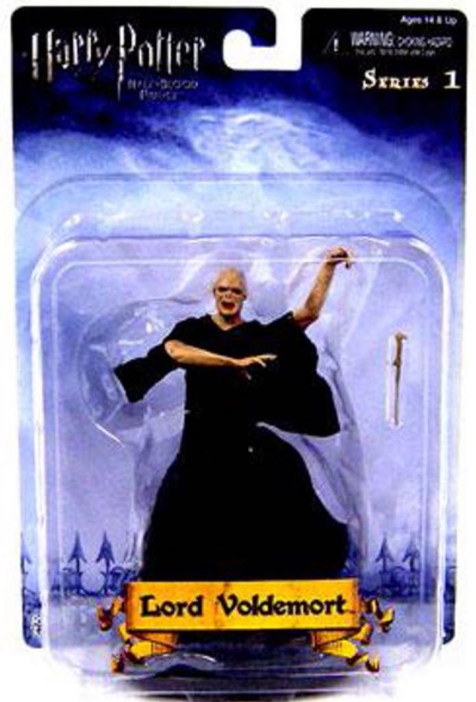 Lord Voldemort  action figure collectible [Barcode 634482605851] - Main Image 1