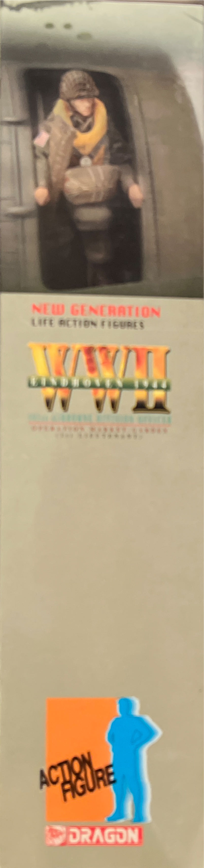 New Generation WWII 101st Airborne Division Officier - Dragon Models Ltd. (Eindhoven 1944) action figure collectible [Barcode 089195703644] - Main Image 4