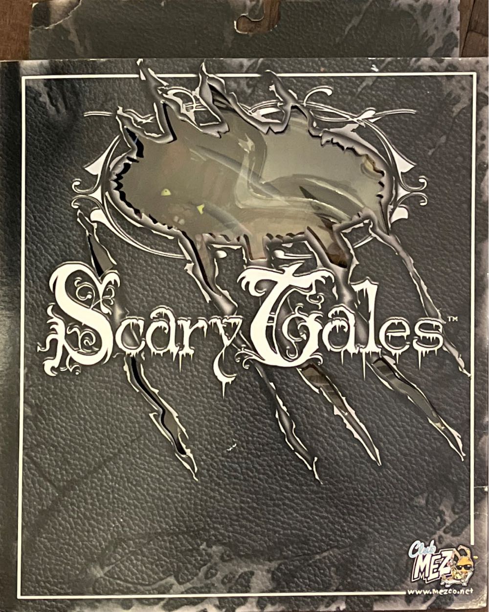 White Rabbit  action figure collectible [Barcode 696198660036] - Main Image 2