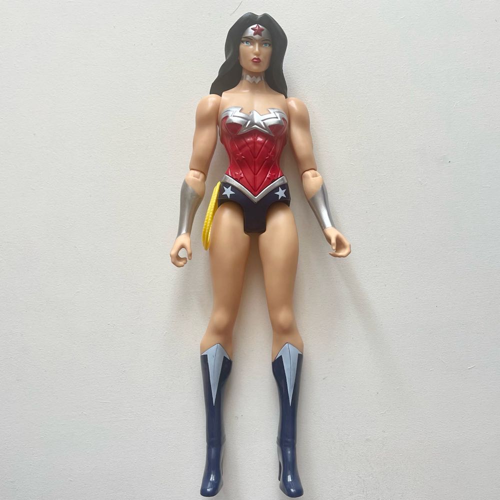 Official Worlds Greatest Heroes Wonder Woman