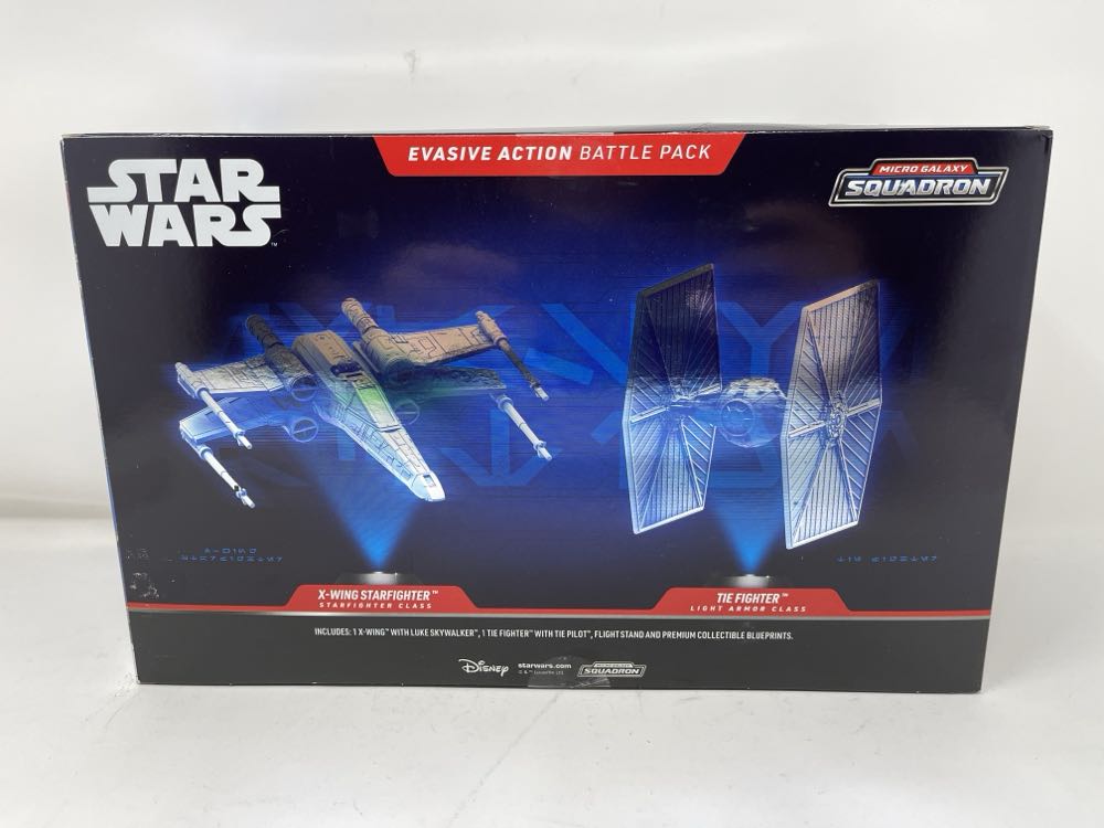 #0047 - Micro Galaxy - Squadron Evasive Battle Pack - Jazwares (Series 1) action figure collectible [Barcode 191726484271] - Main Image 2