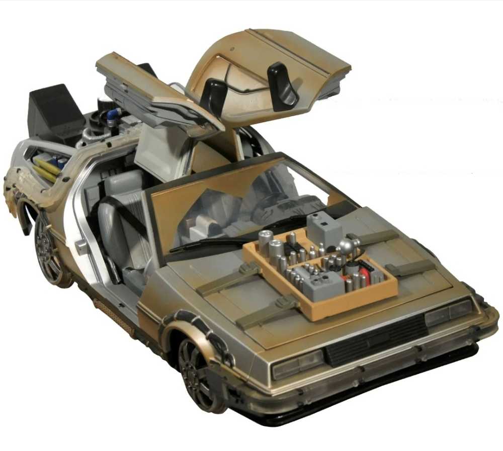 Back to the Future Part 3 III 1/15 Time Machine DeLorean Diamond Select - Diamond Select action figure collectible [Barcode 699788210154] - Main Image 2