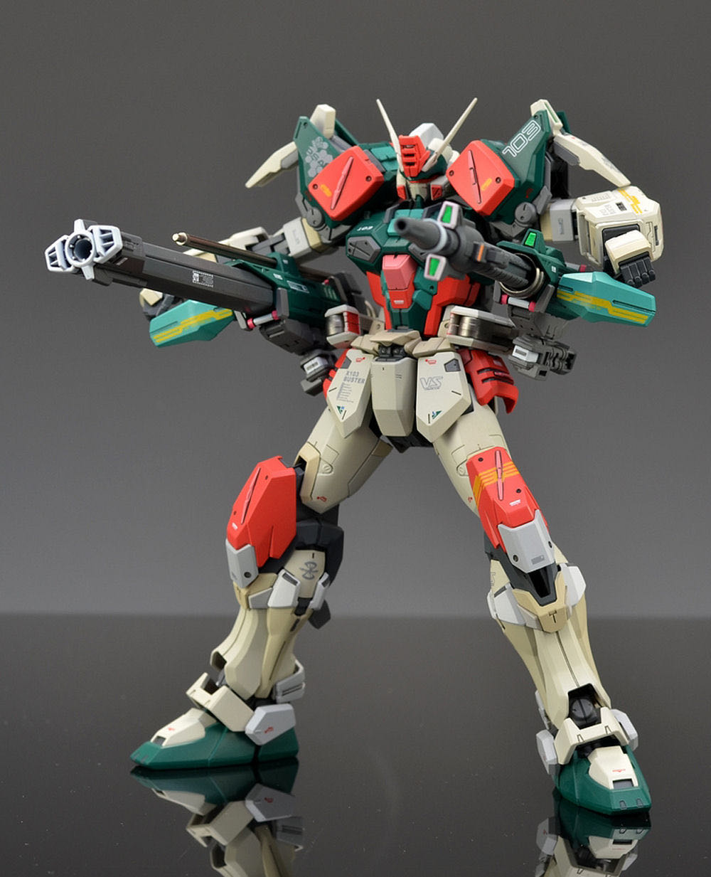 MG Gundam Seed Buster Gundam - Bandai (Gundam Seed) action figure collectible - Main Image 2