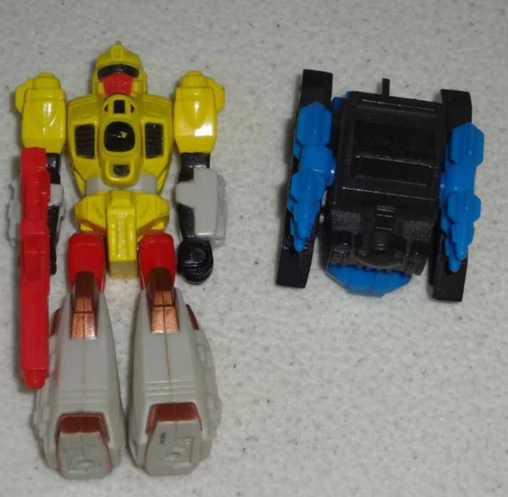 G1 Action Masters Powerflash - Takara (Transformers - Generation 1) action figure collectible - Main Image 3