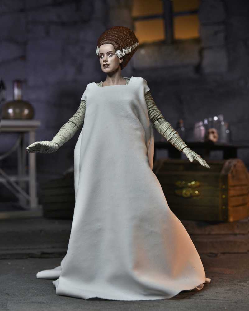Bride of Frankenstein - FILMS - CLASSIC UNIVERSAL MONSTERS (The Bride of Frankenstein (1935)) action figure collectible [Barcode 634482048207] - Main Image 4