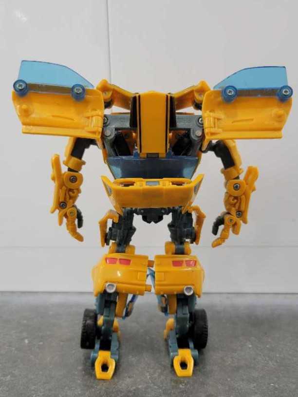 Bumblebee, Battlefield VS Infiltration Soundwave NEST - Hasbro (Revenge Of The Fallen) action figure collectible - Main Image 4