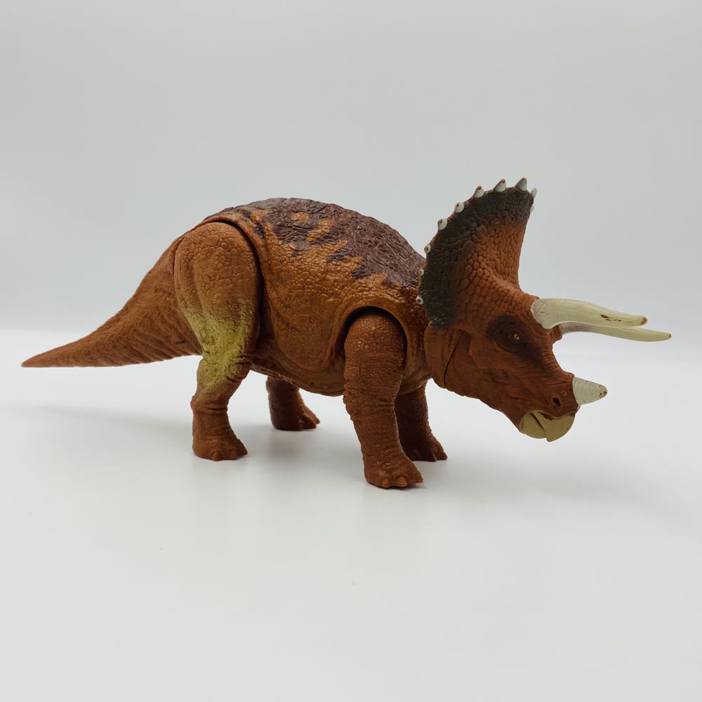 Jurassic World: Triceratops - Mattel (Jurassic World) action figure collectible - Main Image 2