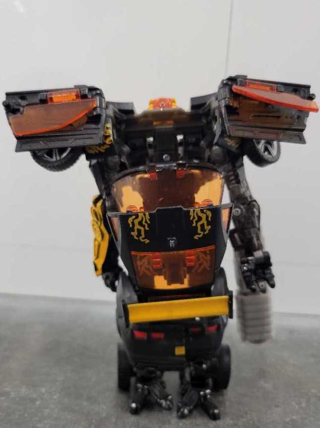 Bumblebee Cyberfire - Hasbro (Dark Of The Moon) action figure collectible - Main Image 4