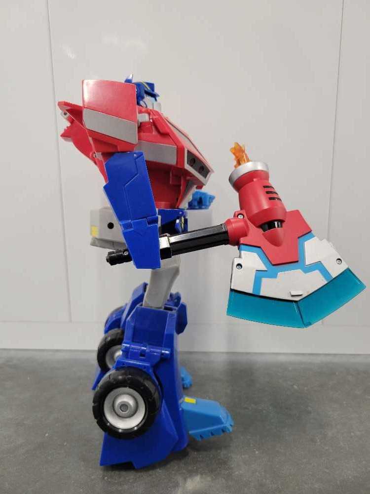 Optimus Prime Rollout Command Supreme - Hasbro (Animated) action figure collectible - Main Image 3