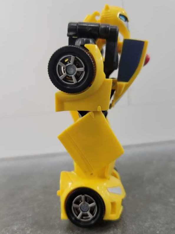 Bumblebee Activator 1st - Hasbro (Animated) action figure collectible - Main Image 2