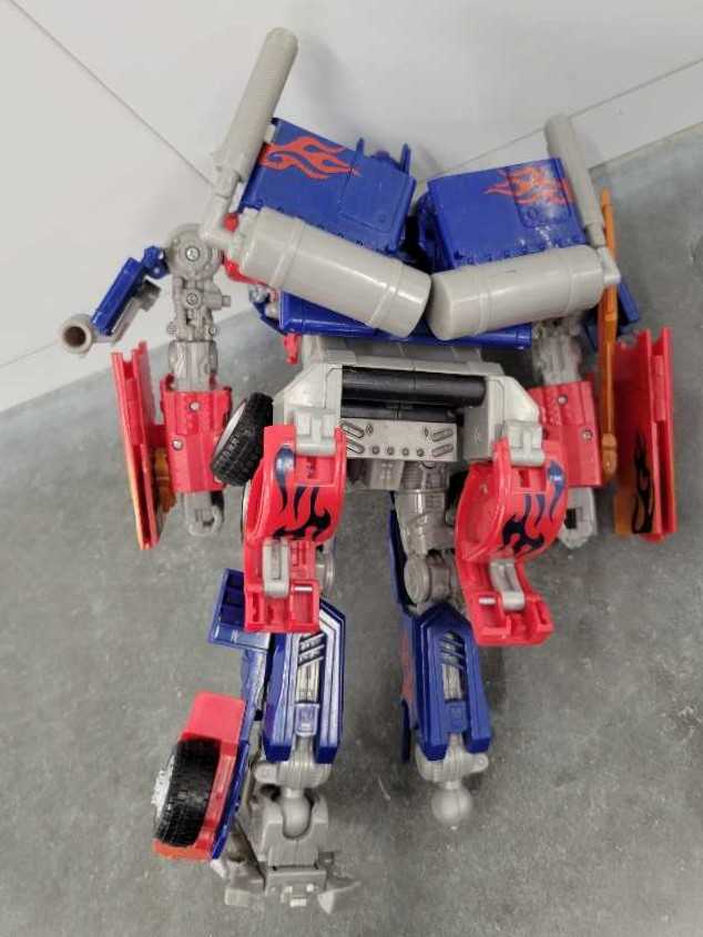 Optimus Prime Leader 5th Robot Mode Project - Hasbro (Revenge Of The Fallen) action figure collectible - Main Image 4
