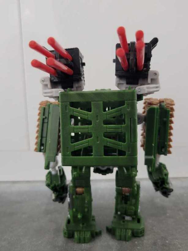 Hailstorm - Hasbro (Hunt For The Decepticons) action figure collectible - Main Image 4