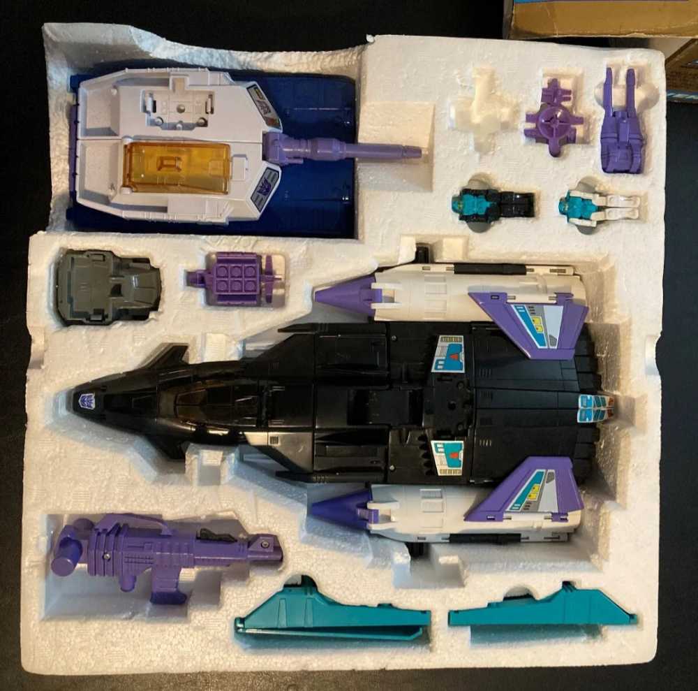 G1 Overlord - Hasbro (Transformers G1) action figure collectible - Main Image 3