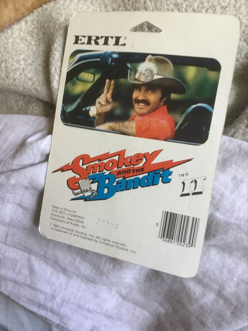 Bandit From Smokey And The Bandit - The ERTL company,INC. (Smokey And The Bandit) action figure collectible [Barcode 036881002390] - Main Image 2