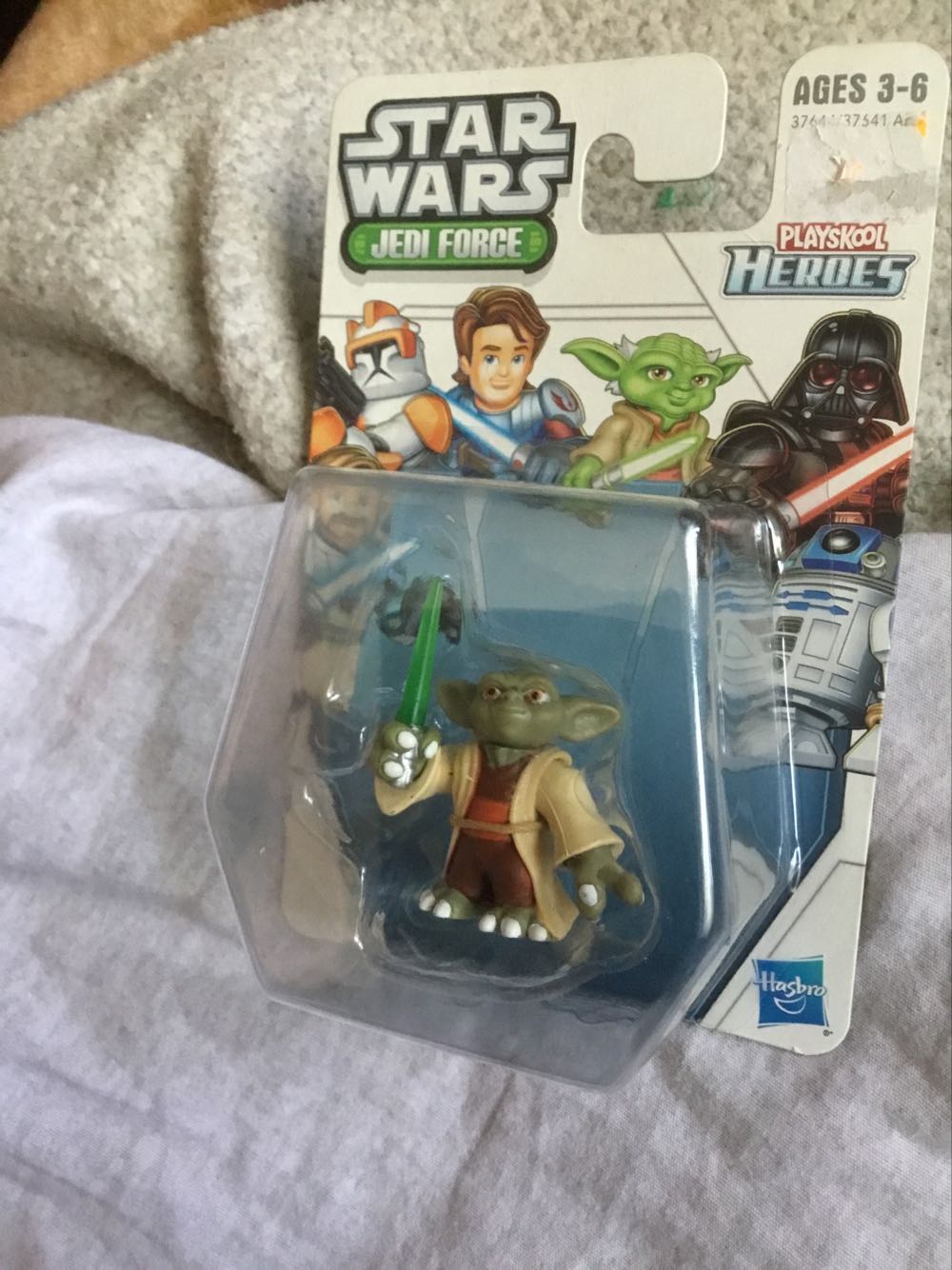 Star Wars Jedi Force Yoda - Playskool/Hasbro (Star Wars) action figure collectible [Barcode 653569712947] - Main Image 1