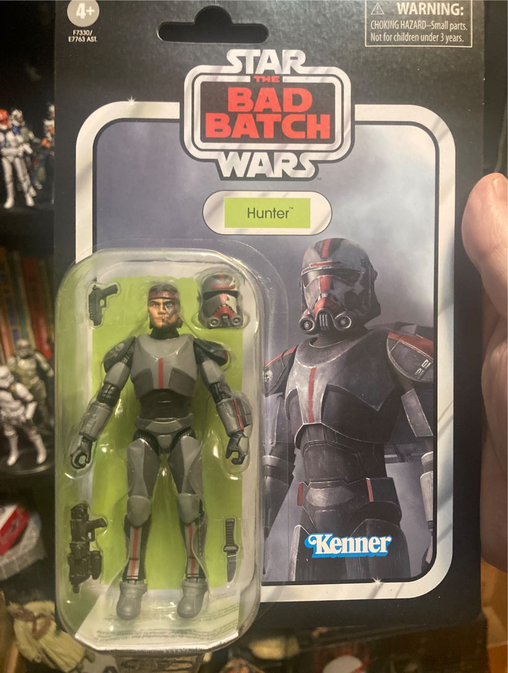 George (Seinfeld) - Funko (Funko Pop Pins) action figure collectible [Barcode 5010996138354] - Main Image 4