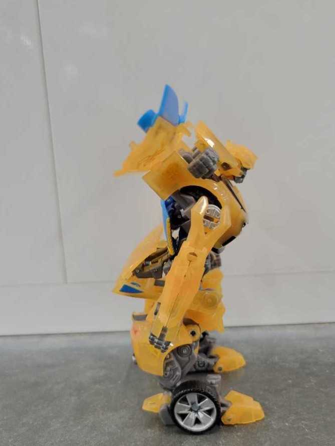 Bumblebee Cyberglyphics Target - Hasbro (Dark Of The Moon) action figure collectible - Main Image 3