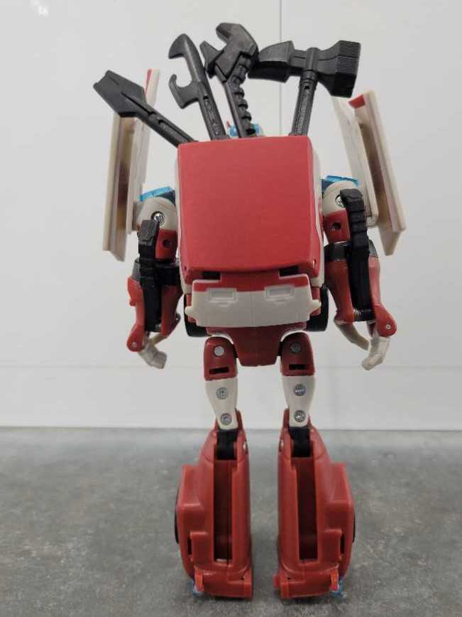 Ratchet Deluxe - Hasbro (Animated) action figure collectible - Main Image 4