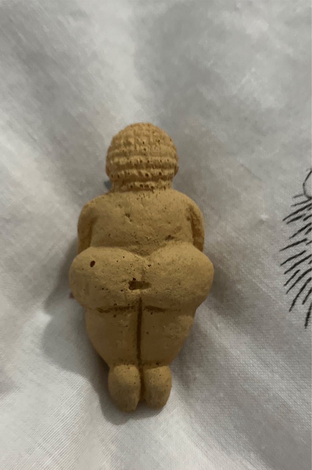 Venus Of Willendorf  action figure collectible - Main Image 2