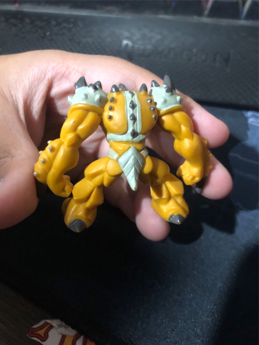 El Rastreador - Gormiti (Naranja) action figure collectible - Main Image 3