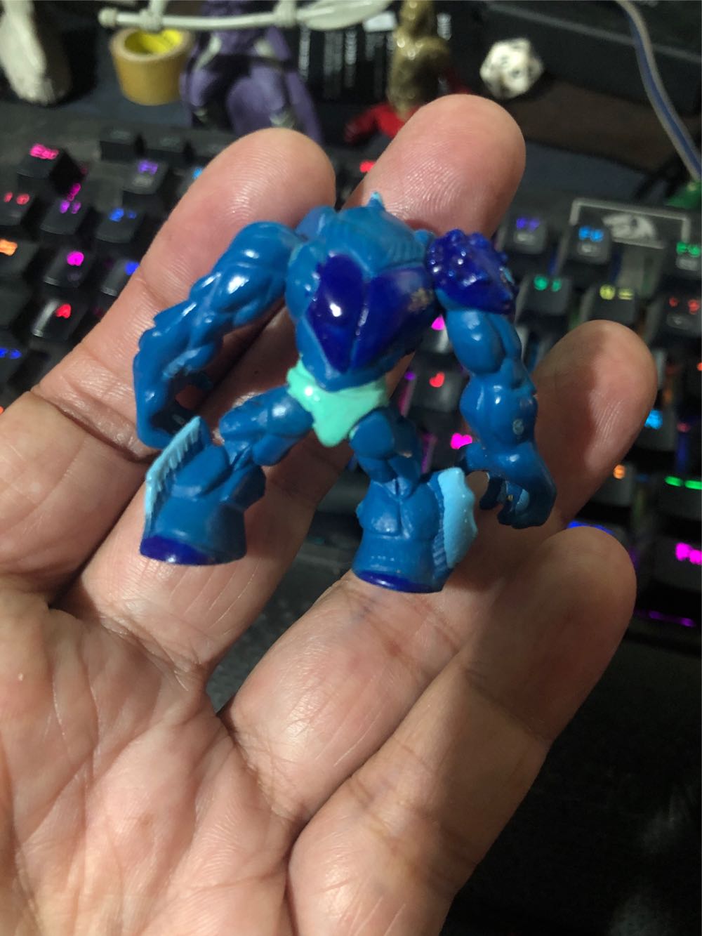 Martillo, El Depredador - Gormiti (Azul) action figure collectible - Main Image 3