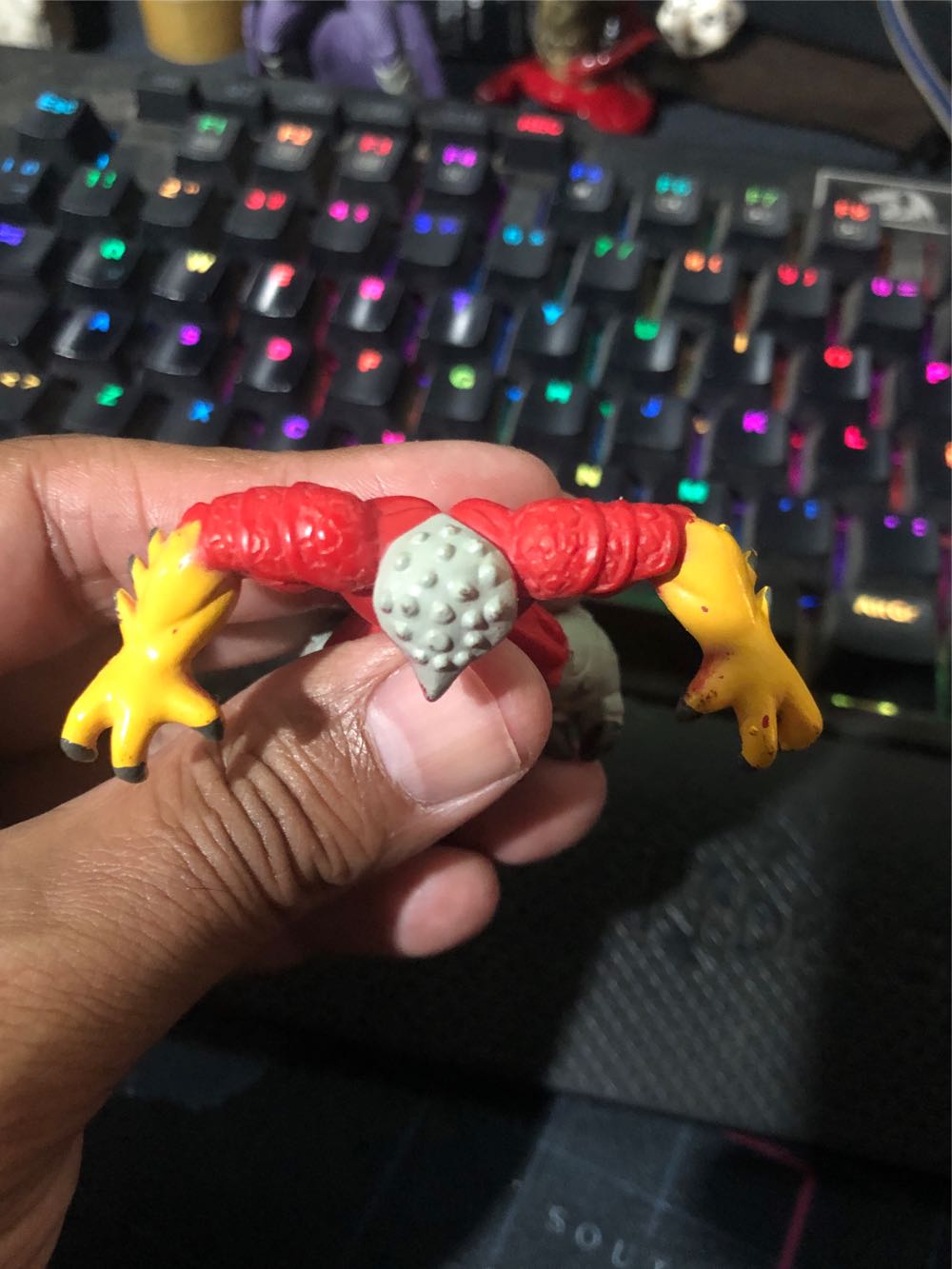 El Atrapamentes - Gormiti (Rojo) action figure collectible - Main Image 4