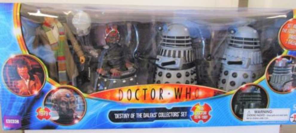 4th Doctor - Destiny of the Daleks Collectors’ Set - Character Options (Doctor Who) action figure collectible - Main Image 2