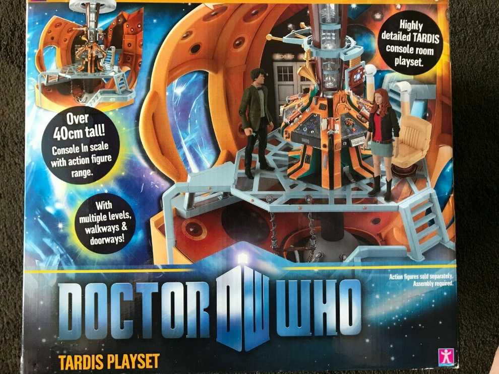 11th Doctor Tardis Playset - Character Options (Doctor Who) action figure collectible - Main Image 2