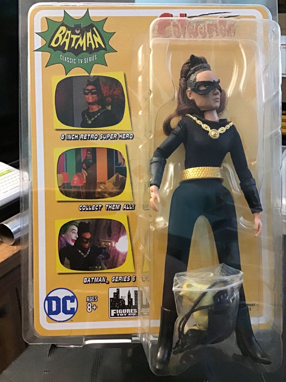 The Ventura Bros. Tin Tote Gift Set