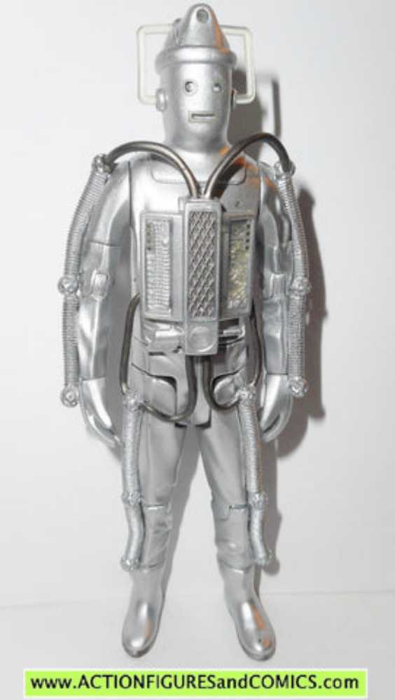 Cyberman 1967 Figure (w/Cybermats) - Character Options (Doctor Who) action figure collectible - Main Image 4