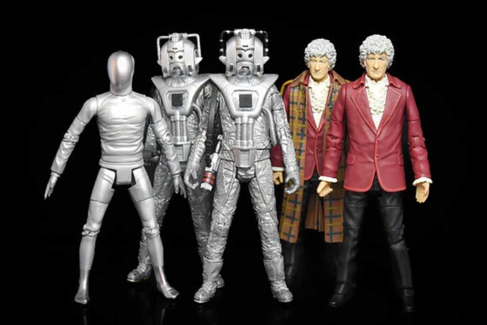 3rd Doctor Raston Robot and Cybermen - The Five Doctors Set - Character Options (Doctor Who) action figure collectible - Main Image 3