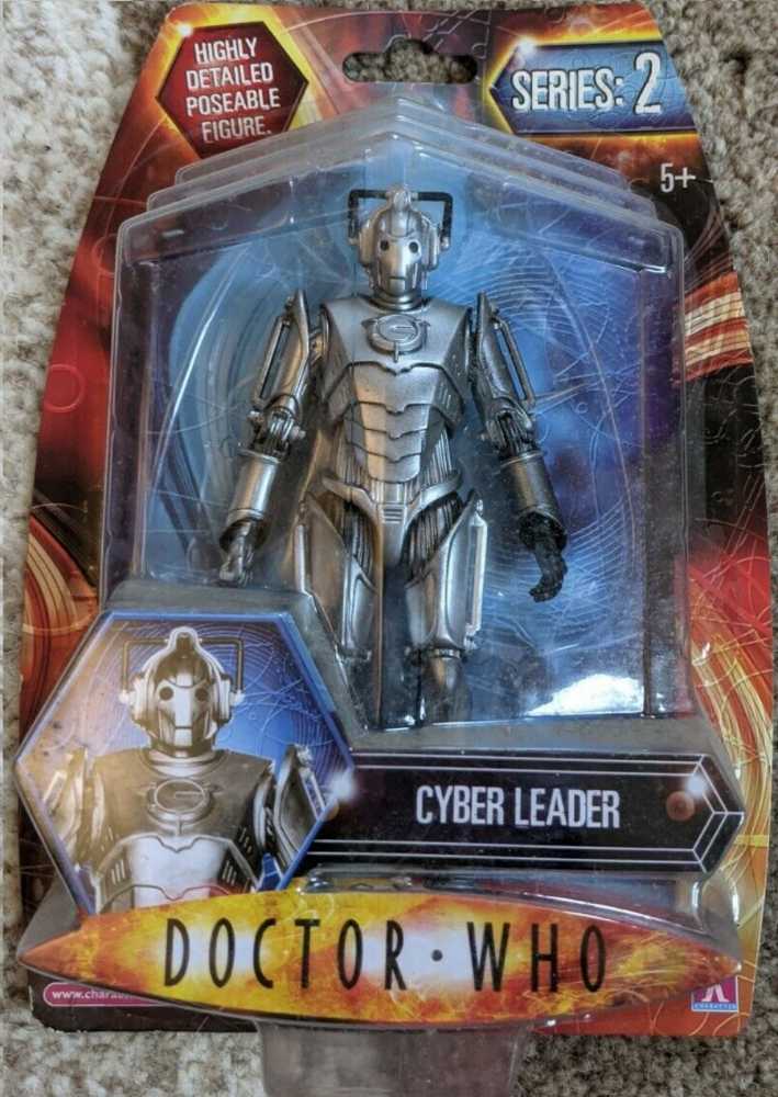 Cyber Leader 2006 - Character Options (Doctor Who) action figure collectible - Main Image 2