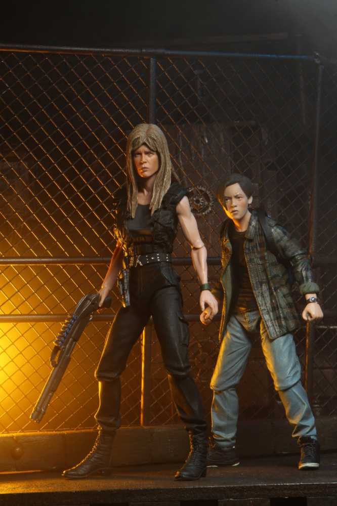 Terminator 2 Ultimate Sarah Connor and John Connor - Neca (Terminator) action figure collectible - Main Image 3