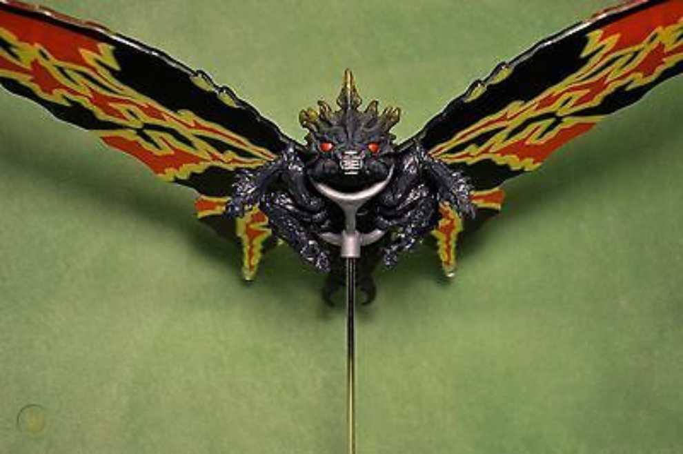 CANDLE: Reserve Line Kringle Candle Crimson & Clover 2023