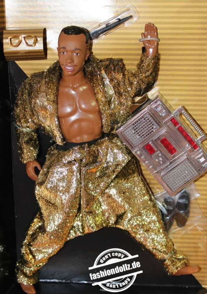 Mattel M.C. Hammer & Boom Box Doll - Mattel Inc action figure collectible [Barcode 074299010897] - Main Image 3