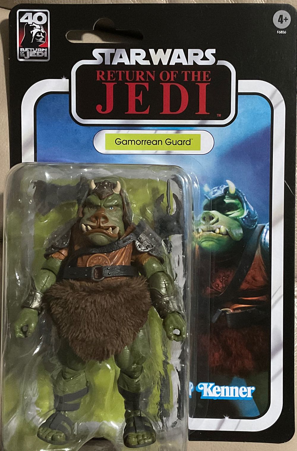 Shiro - No Game No Life: Shiro Crown Ver. Pop Up Parade Pvc Figure Multicolor