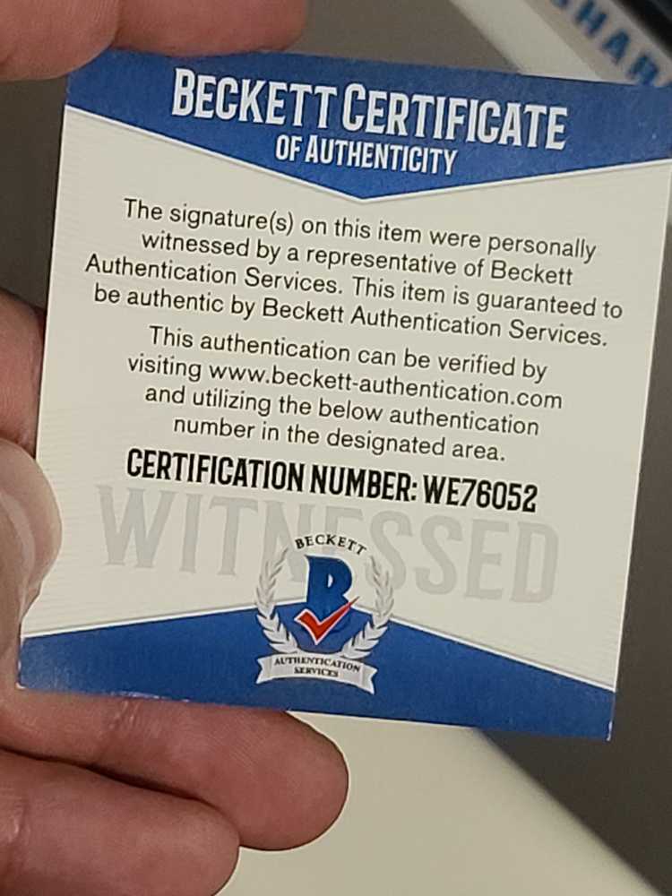 Mattel DC Multiverse Justice League Batman Signed - Mattel (Comic Book) action figure collectible - Main Image 3