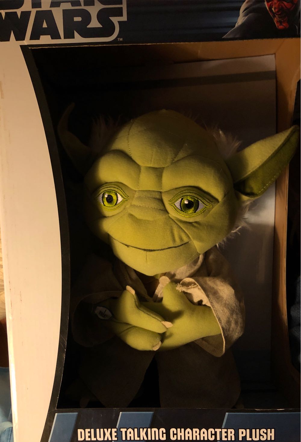 Star Wars Deluxe Talking Character Plush Yoda  action figure collectible [Barcode 882041009156] - Main Image 2