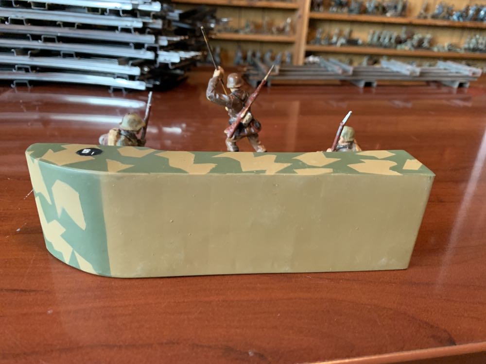 Elastolin German Boat & Soldiers - Elastolin (German) action figure collectible - Main Image 3