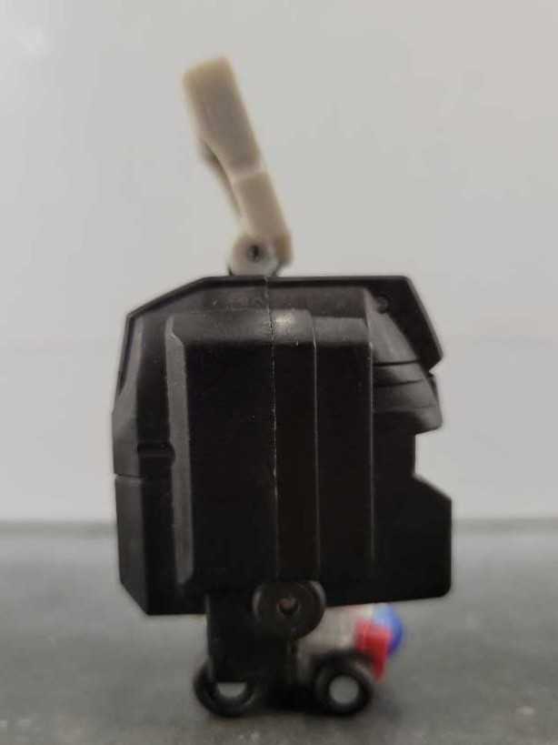 Starscream  - Hasbro (Alt Modes) action figure collectible - Main Image 2