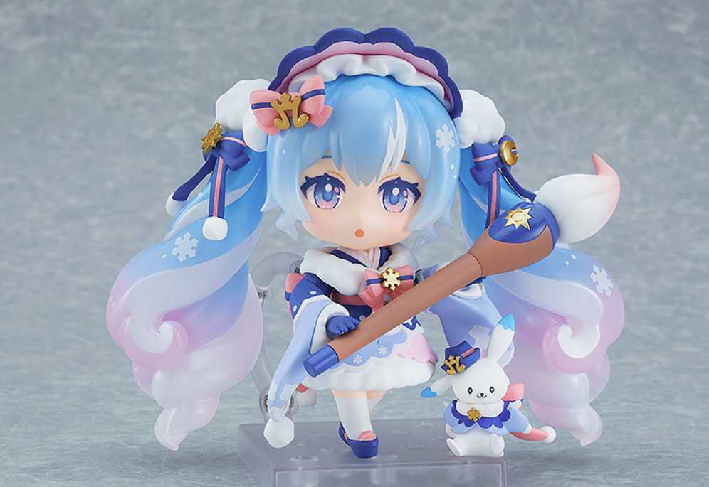 Snow Miku 2023: Serene Winter Ver.  action figure collectible - Main Image 2